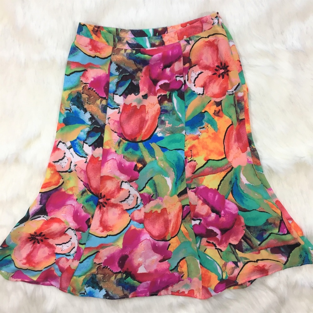 NWT Poppy Blooms Floral Print Skirt Size 8P
